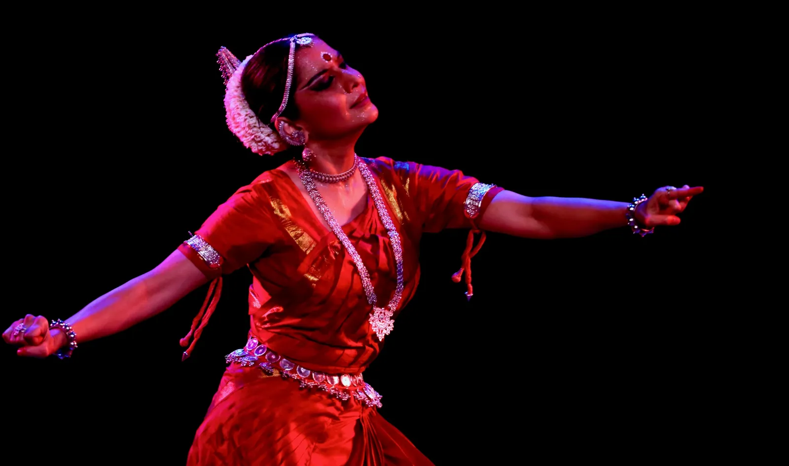 Āhuti Relived - Dheere Sameere Performance Photo